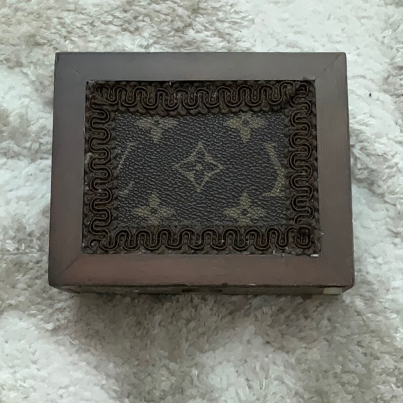 H by Halston Brown Bath Accessories Set for Elegant Decor - Picture 12 of 12